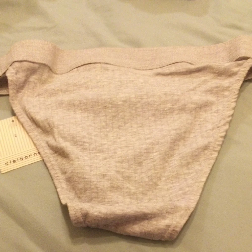 Claiborne chic garment